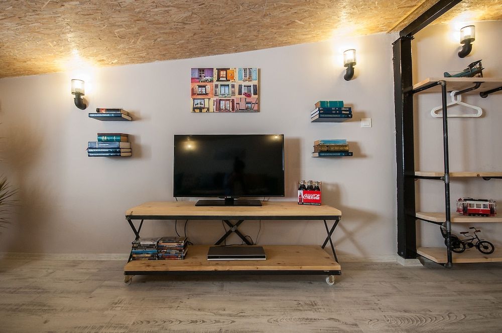 Newway Apartments Penthouse 9