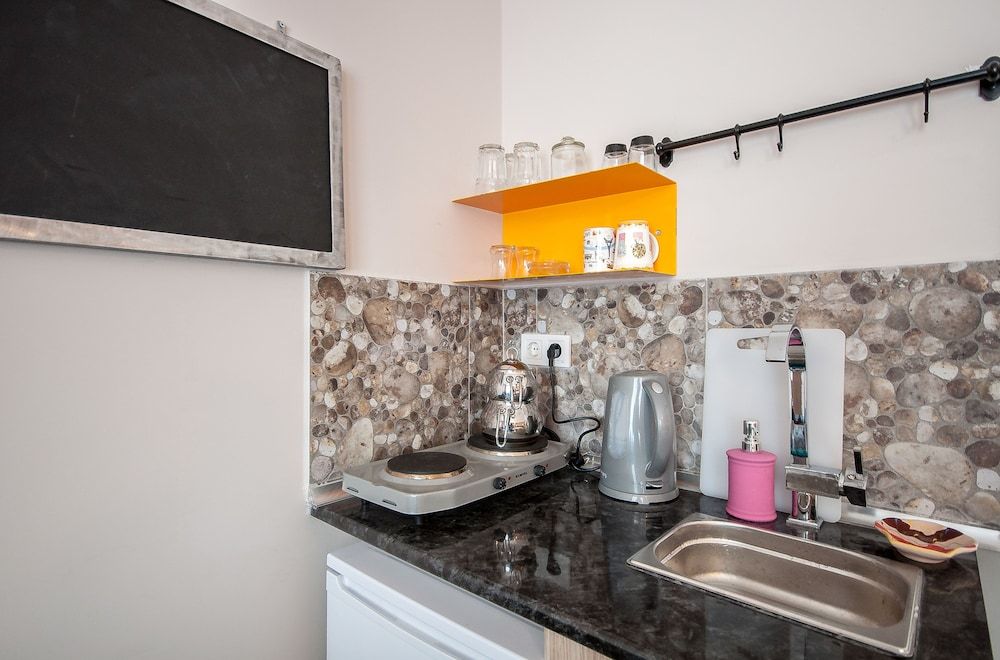 Newway Apartments Studio 14