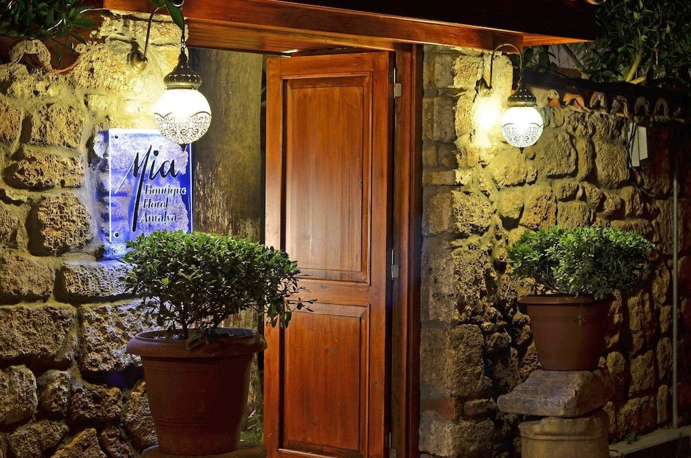 undefined Mia Hotel 3