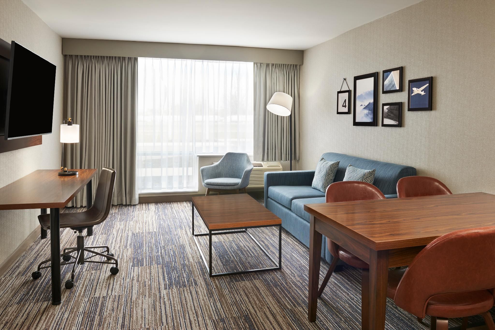 1 Bedroom Suite, 2 Queen, Alternate: Sofa Bed, Sofa Bed