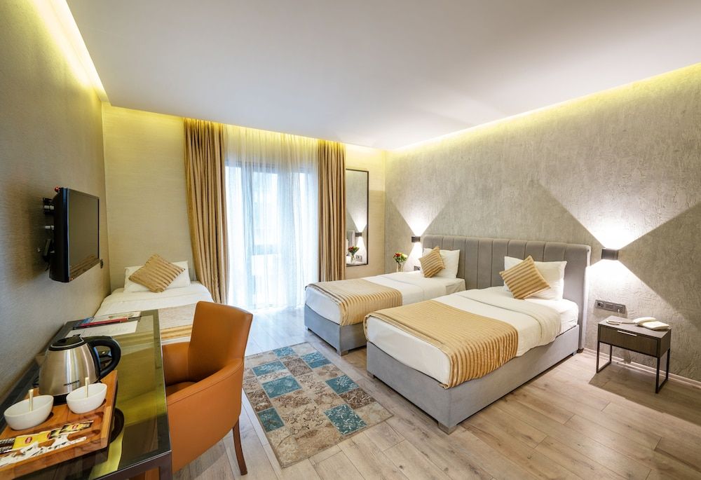 undefined Orya Hotel 2