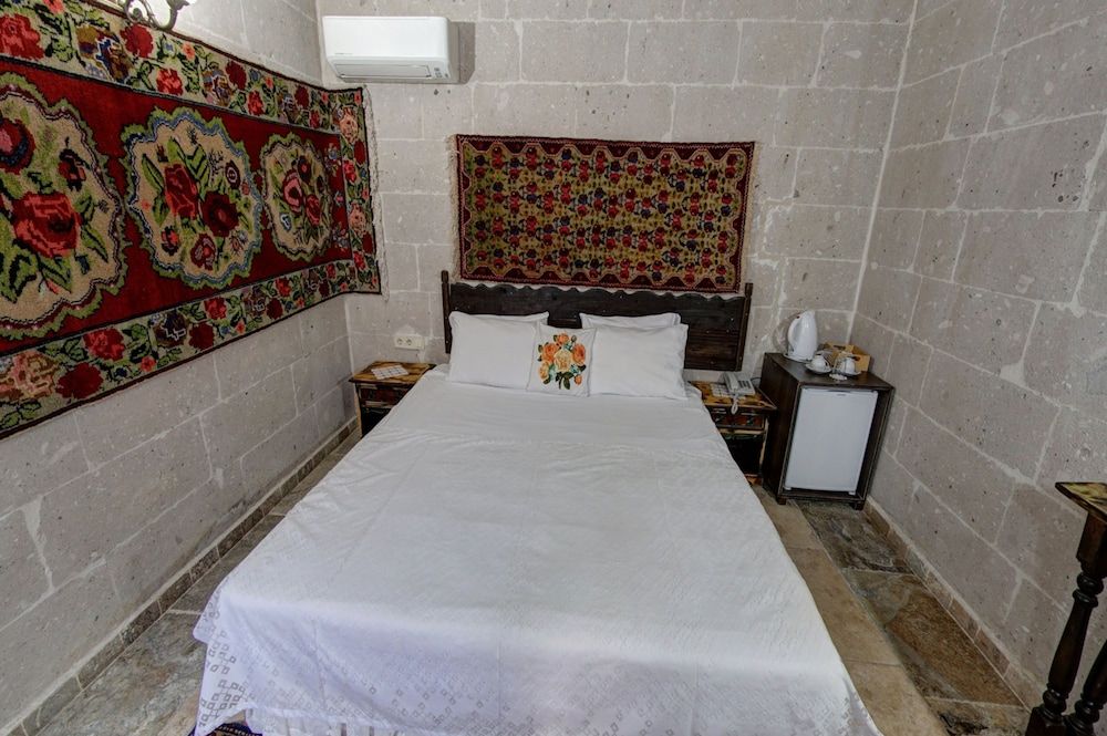 Superior Double Room (Stone)