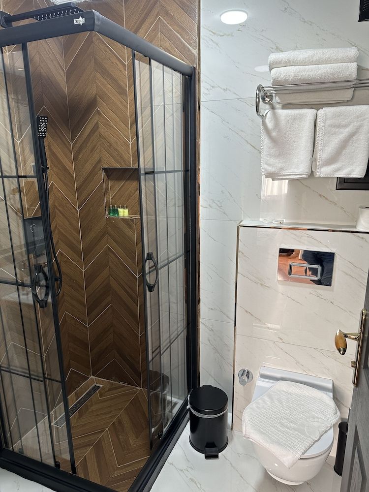 Blue Tuana Hotel Twin Room 46