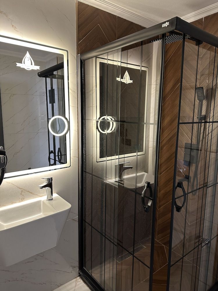 Blue Tuana Hotel Twin Room 40