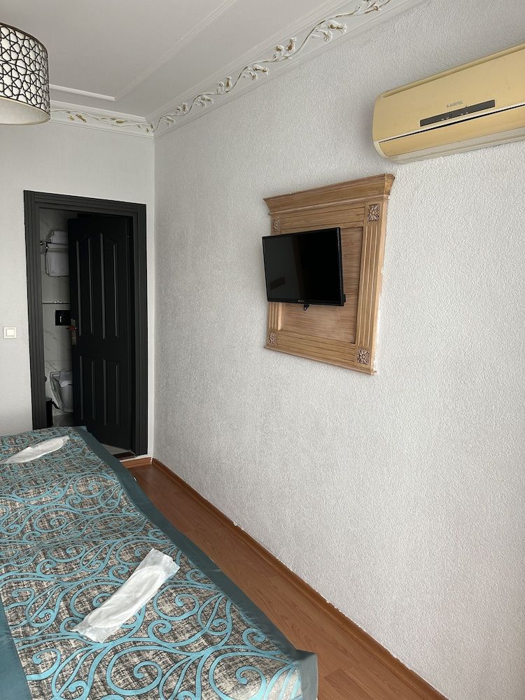 Blue Tuana Hotel Twin Room 51