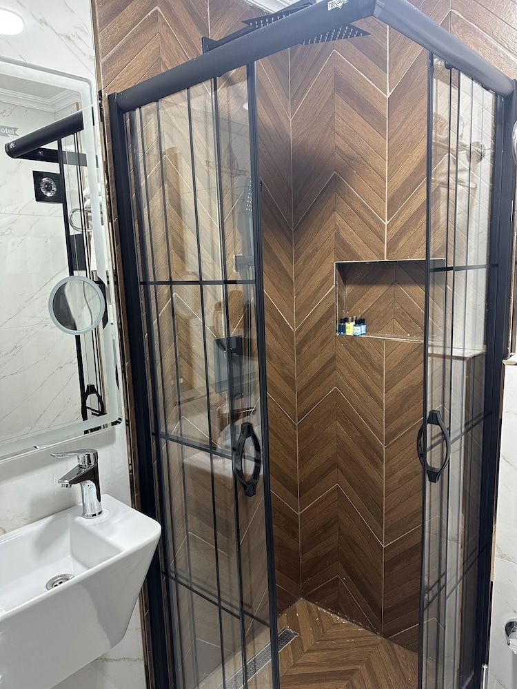 Blue Tuana Hotel Twin Room 33