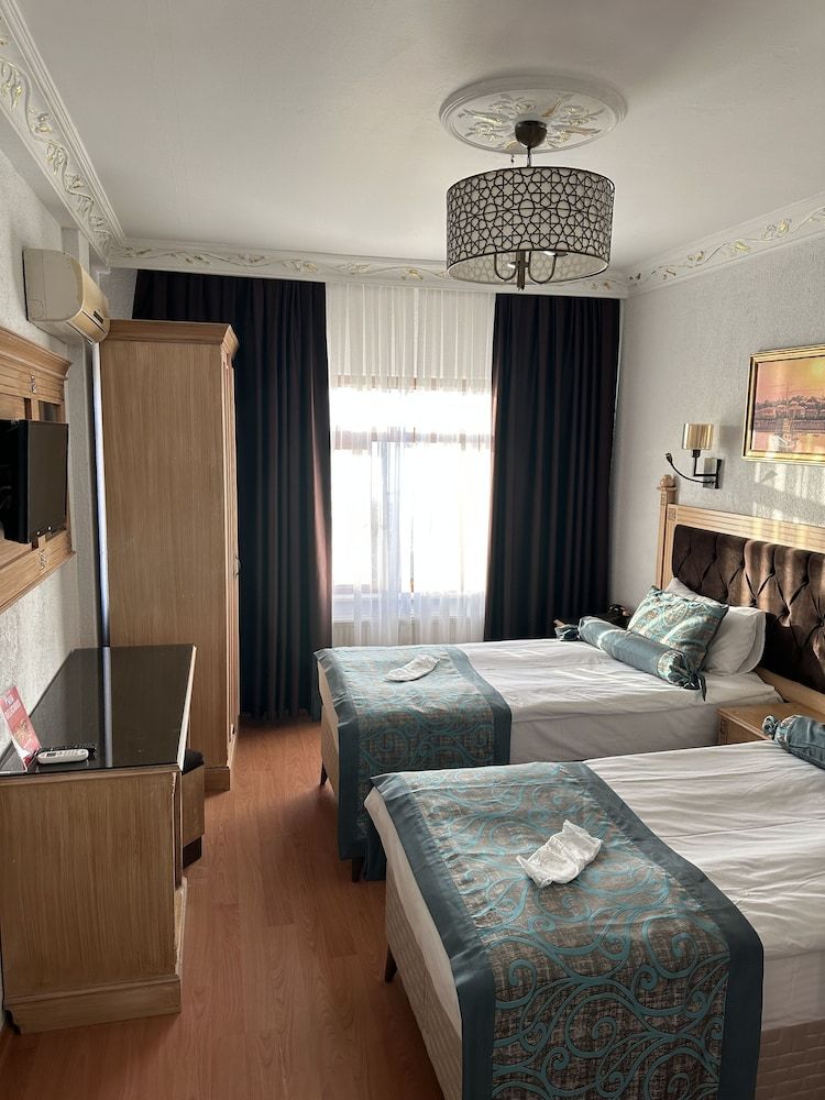 Blue Tuana Hotel Twin Room 9