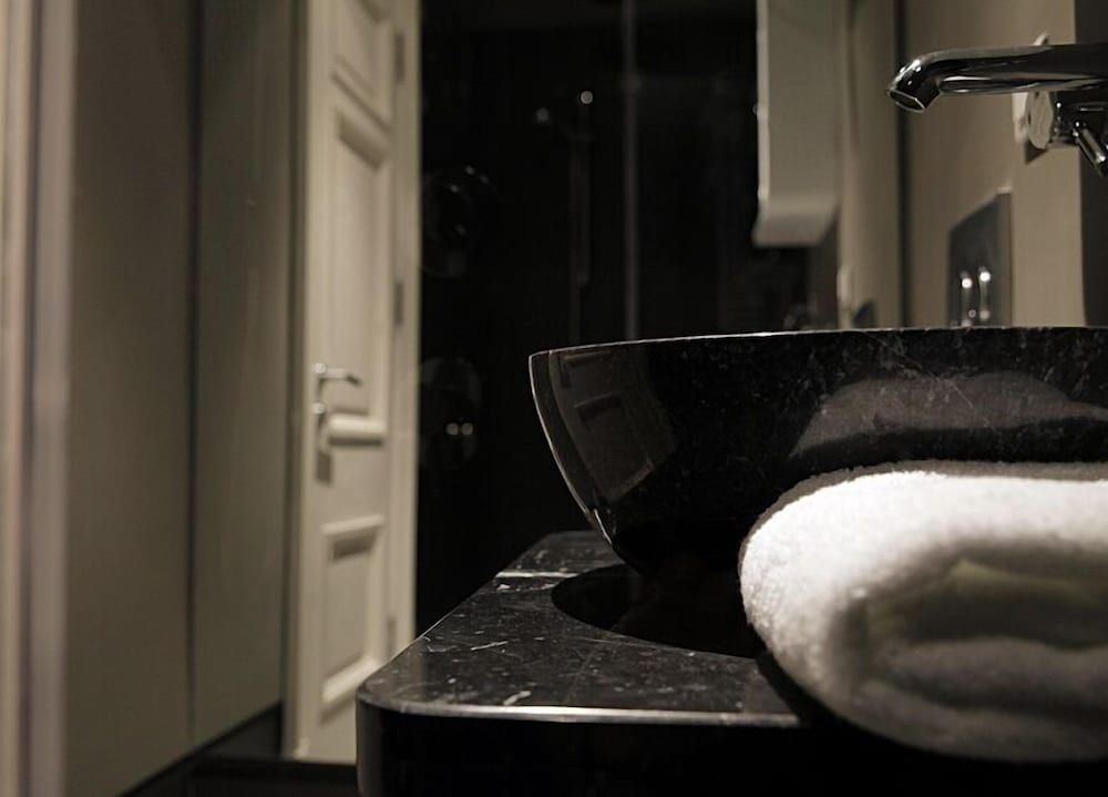 Frida Suites and Aparts Superior Suite 4