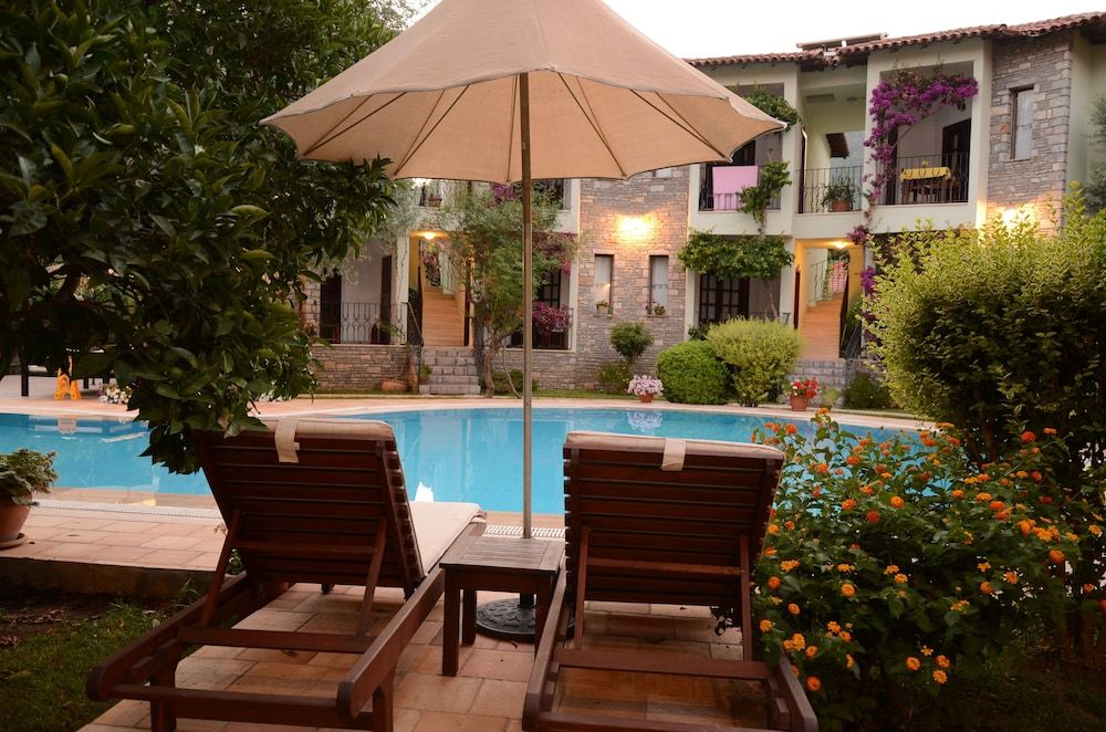 undefined Olive Garden Apart Hotel 5