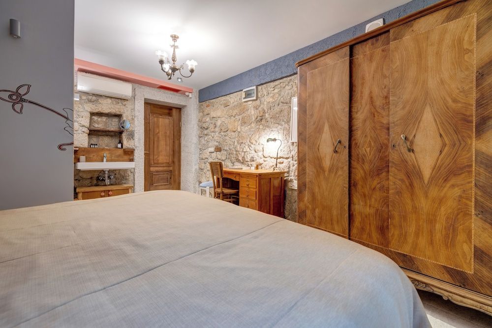 Sakin Ev Standart Room 7