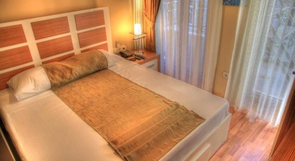 undefined Tamara Suite Hotel