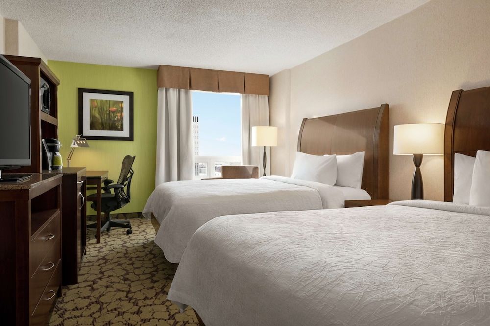 Room, 2 Queen Beds, City View (High Floor)
