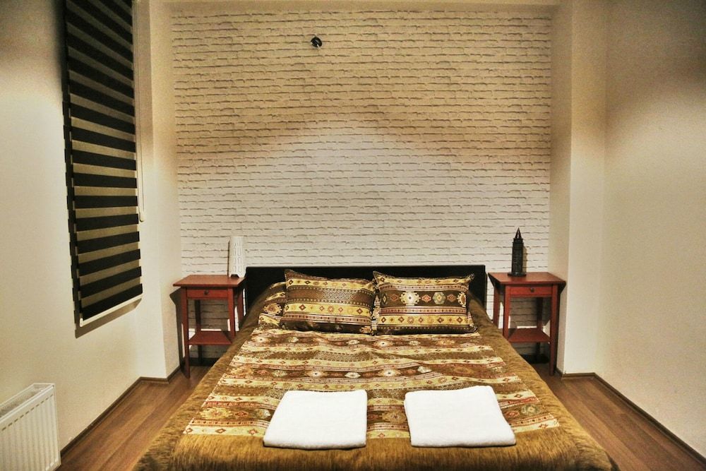 undefined Golden Galata 3