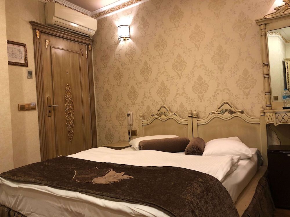 undefined Kaftan Hotel 7