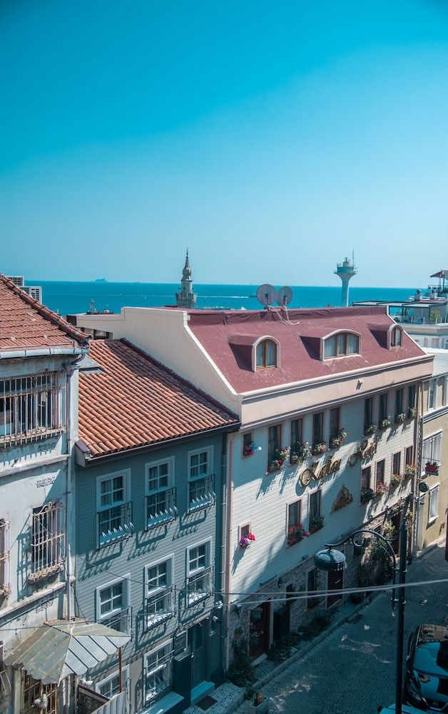 undefined Kaftan Hotel 2