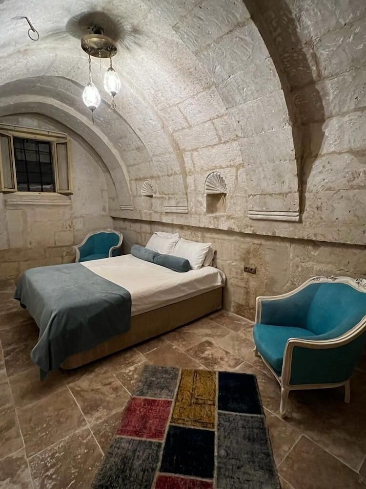 undefined Roca Cappadocia 3