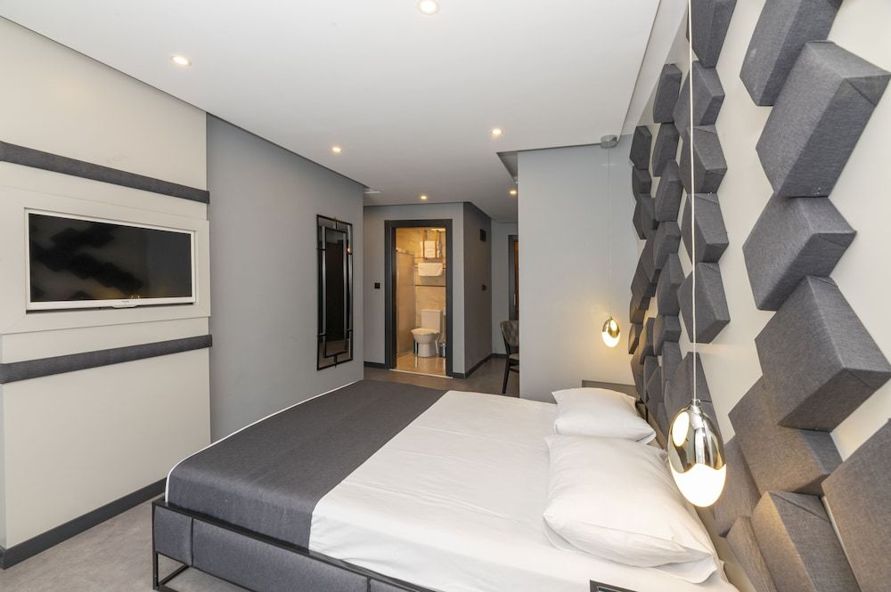 White Palace Hotel Standard Double or Twin Room 6