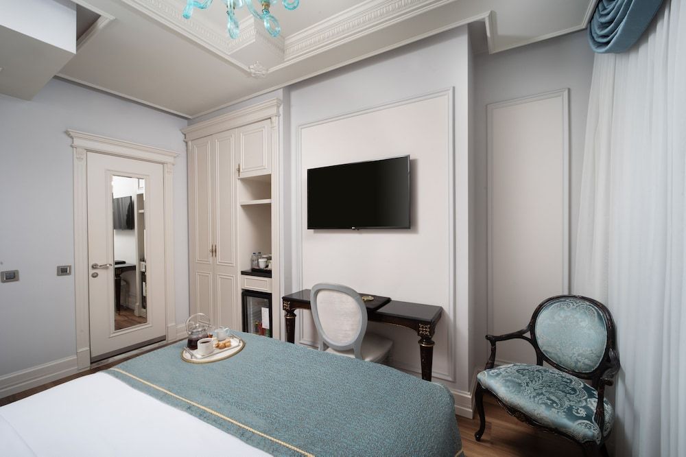 The Time Hotel Marina Classic Double Room City View 5