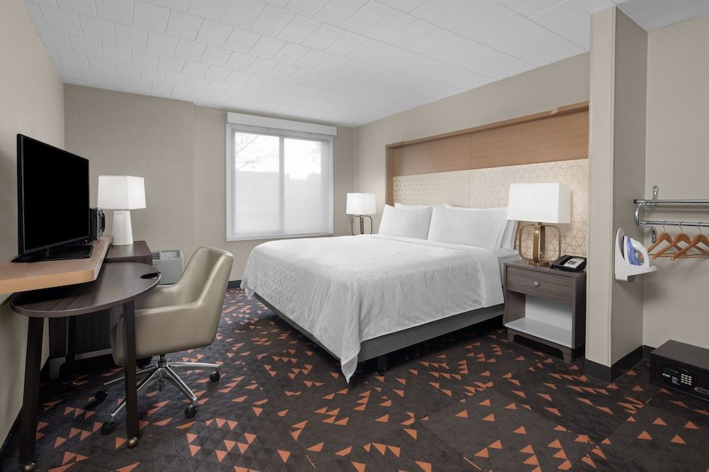 Room, 1 King Bed, Accessible
