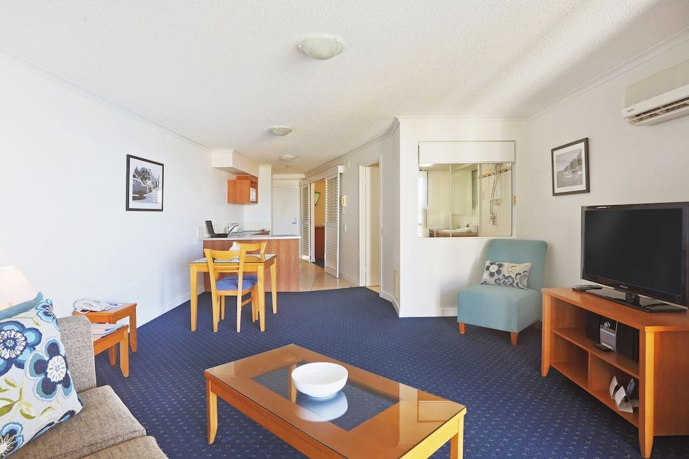 Mantra Hervey Bay One Bedroom 5