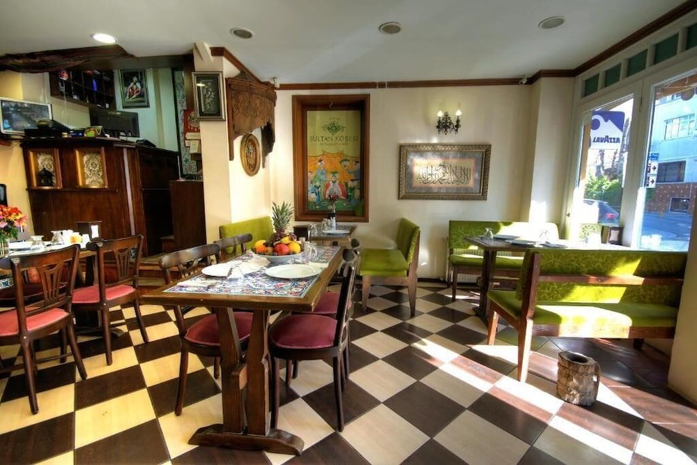 undefined Sultan Corner 5