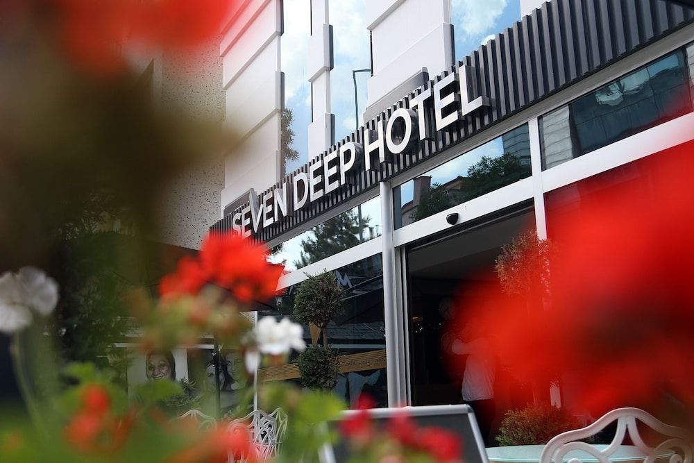 undefined Seven Deep Hotel 4