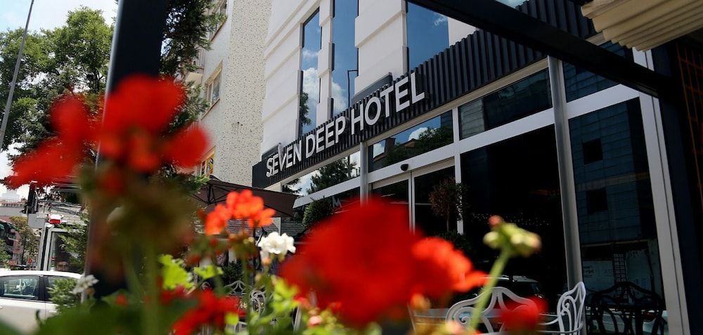 undefined Seven Deep Hotel 6