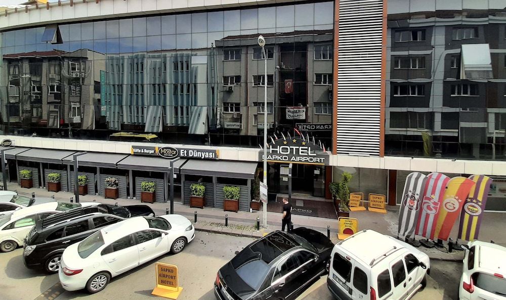 undefined Sapko Airport Hotel 5