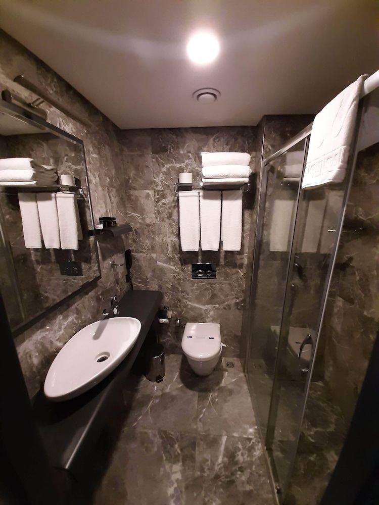 undefined Sapko Airport Hotel 9