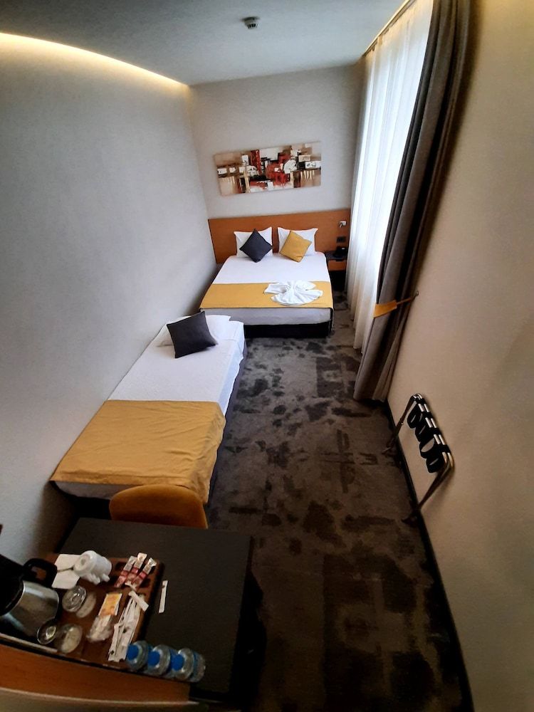 undefined Sapko Airport Hotel 2