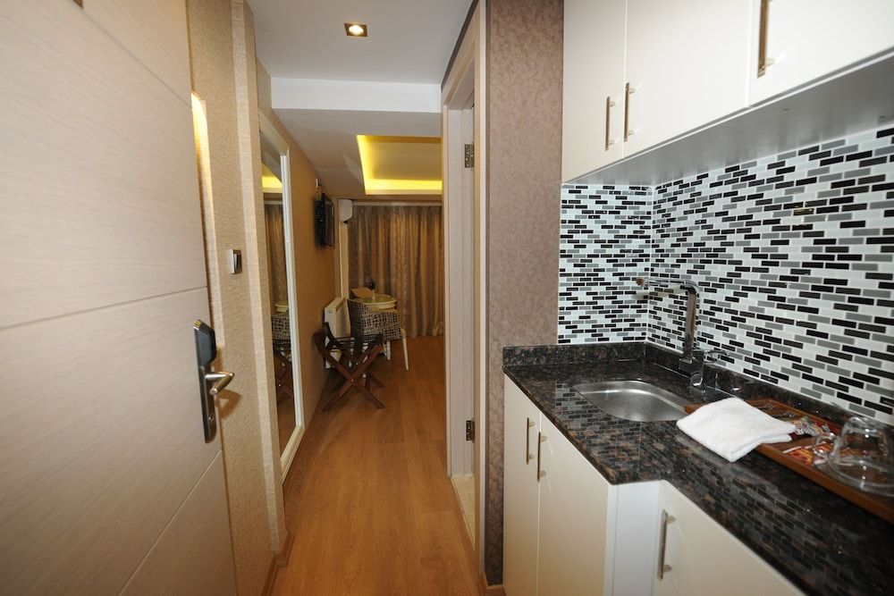 Rooms Inn Taxim Standard Double Room 6