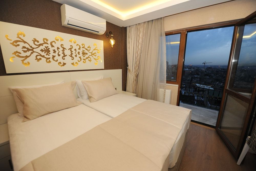 Rooms Inn Taxim Standard Double Room 2