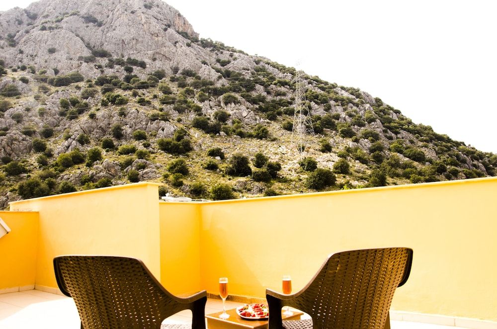 Flamingo Residence Basic Double Room, 1 Queen Bed, Terrace, Mountainside 2