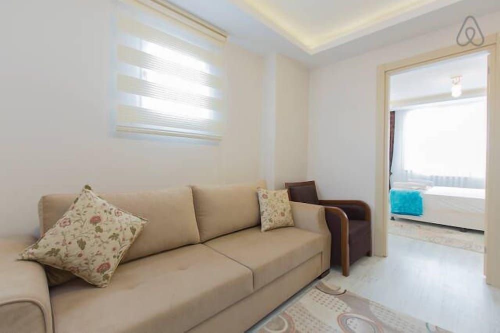 undefined Taximum Suites 10