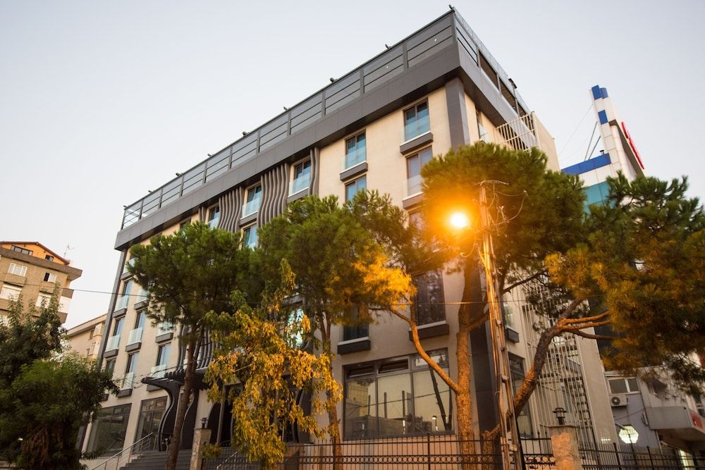 undefined EPS Suite 5