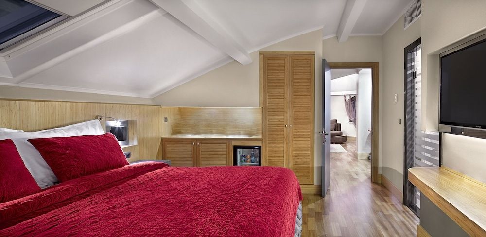 Presidential Suite, 1 King Bed, Smoking