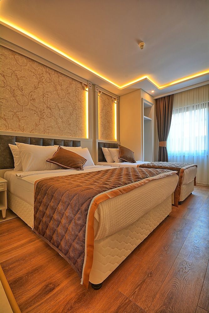 Samir Deluxe Hotel Luxury Double Room, 1 King Bed, Non Smoking 4