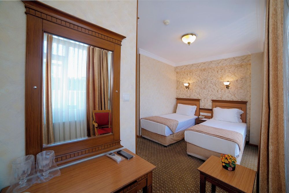 Grand Unal Hotel Standard Double or Twin Room 3