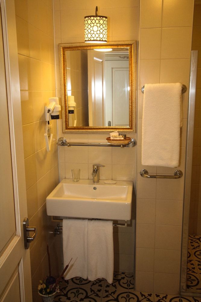 Venue Hotel Old City Istanbul Standard Double Room 10