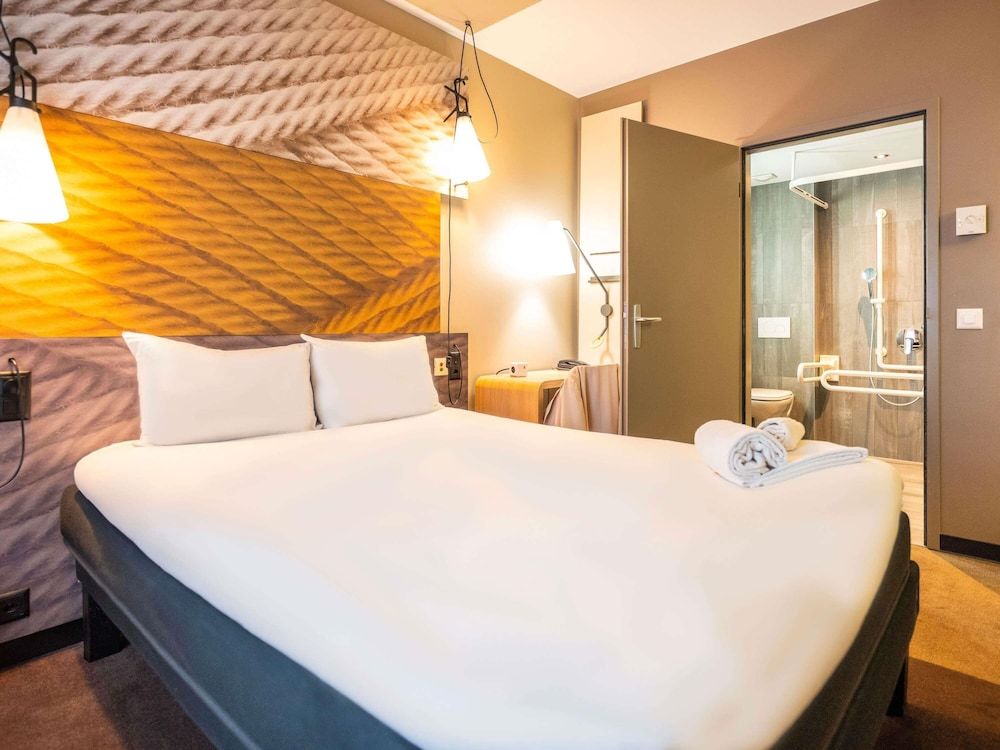 undefined ibis Geneve Centre Lac 3