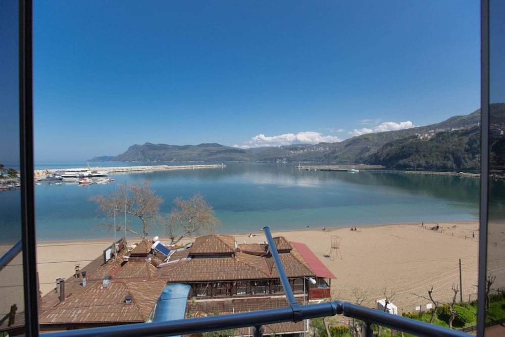 Amasra Ayisigi Pansiyon Comfort Quadruple Room 10