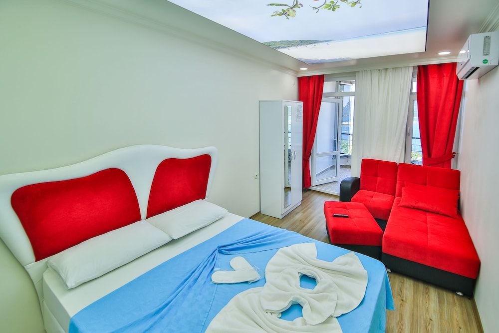Amasra Ayisigi Pansiyon Comfort Quadruple Room