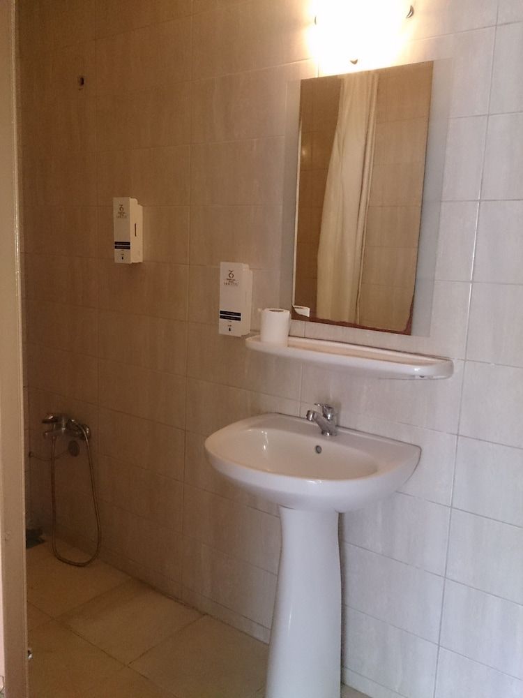 Caylan Hotel Economy Double or Twin Room, 1 Double or 2 Twin Beds 10