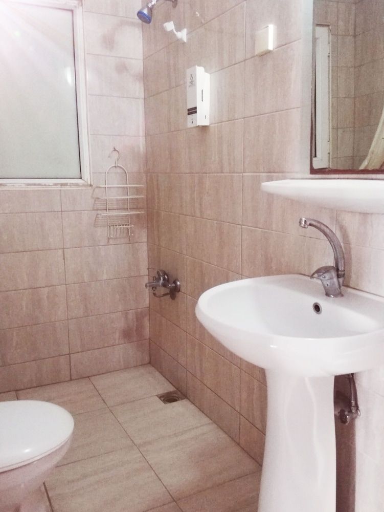 Caylan Hotel Economy Double or Twin Room, 1 Double or 2 Twin Beds 11