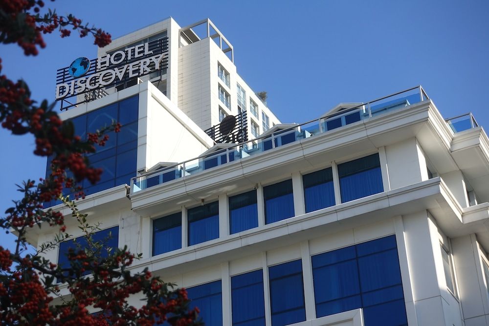 undefined Discovery Hotel 6