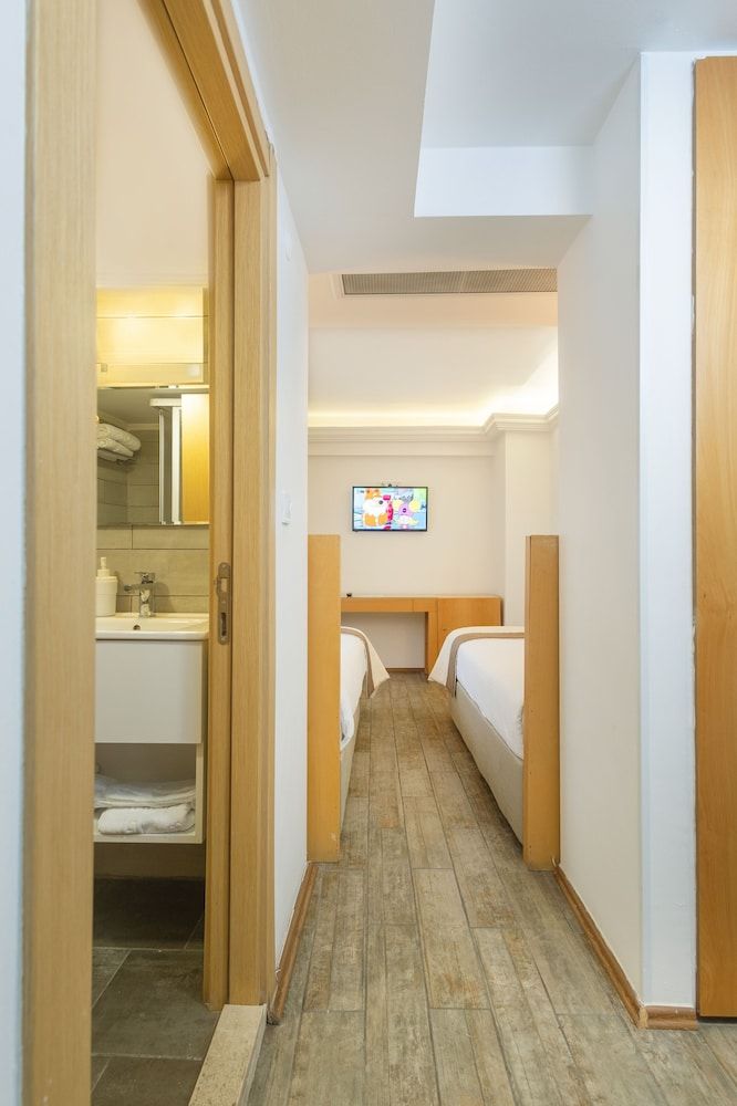 MB City Hotel Economy Twin Room 5