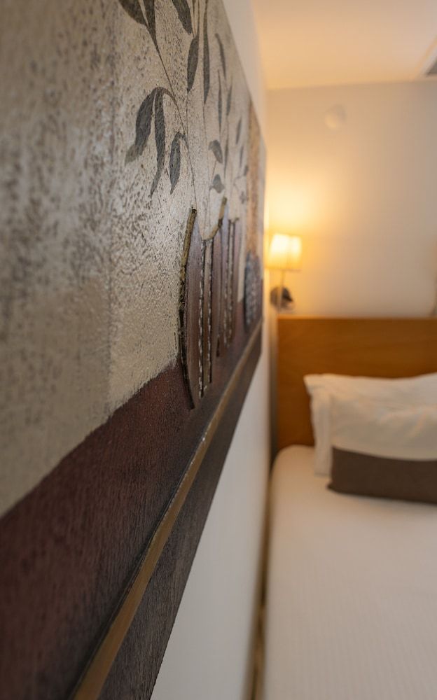 MB City Hotel Economy Twin Room 2