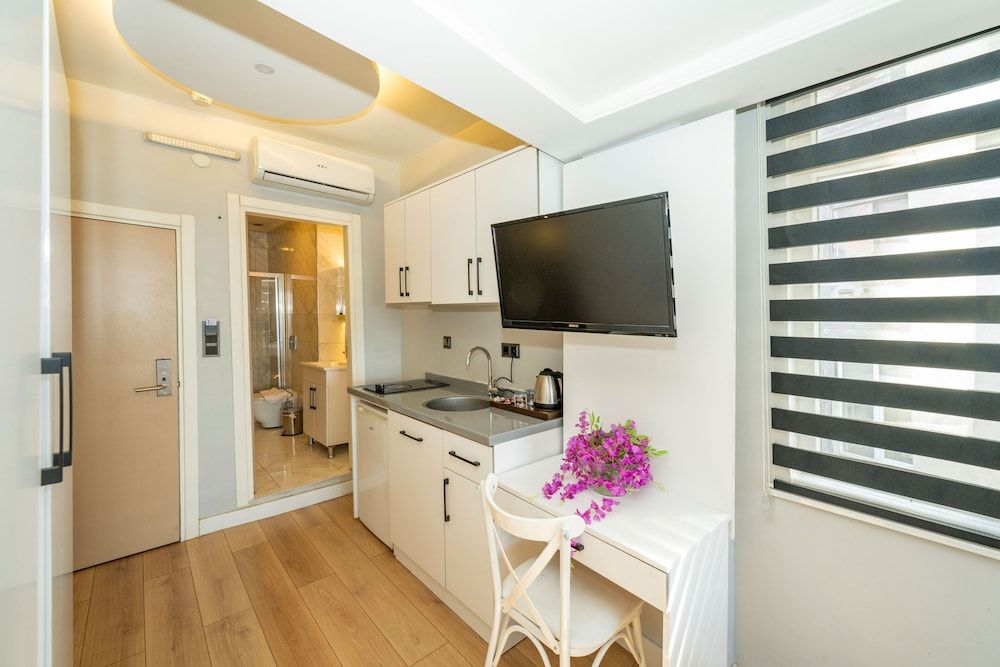 Luce Suite Hotel Standard Double or Twin Room 9