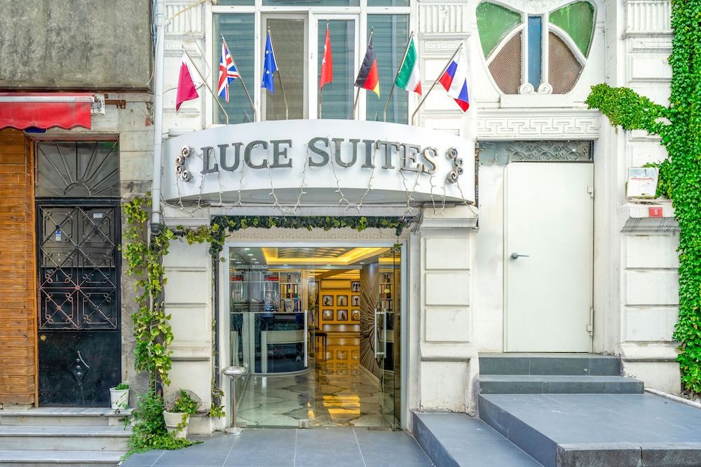 undefined Luce Suite Hotel 7