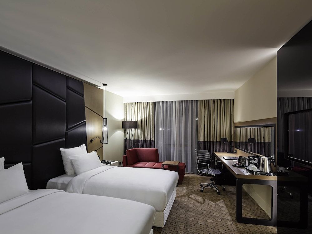 Pullman Istanbul Airport and Convention Center Hotel Superior Room 3